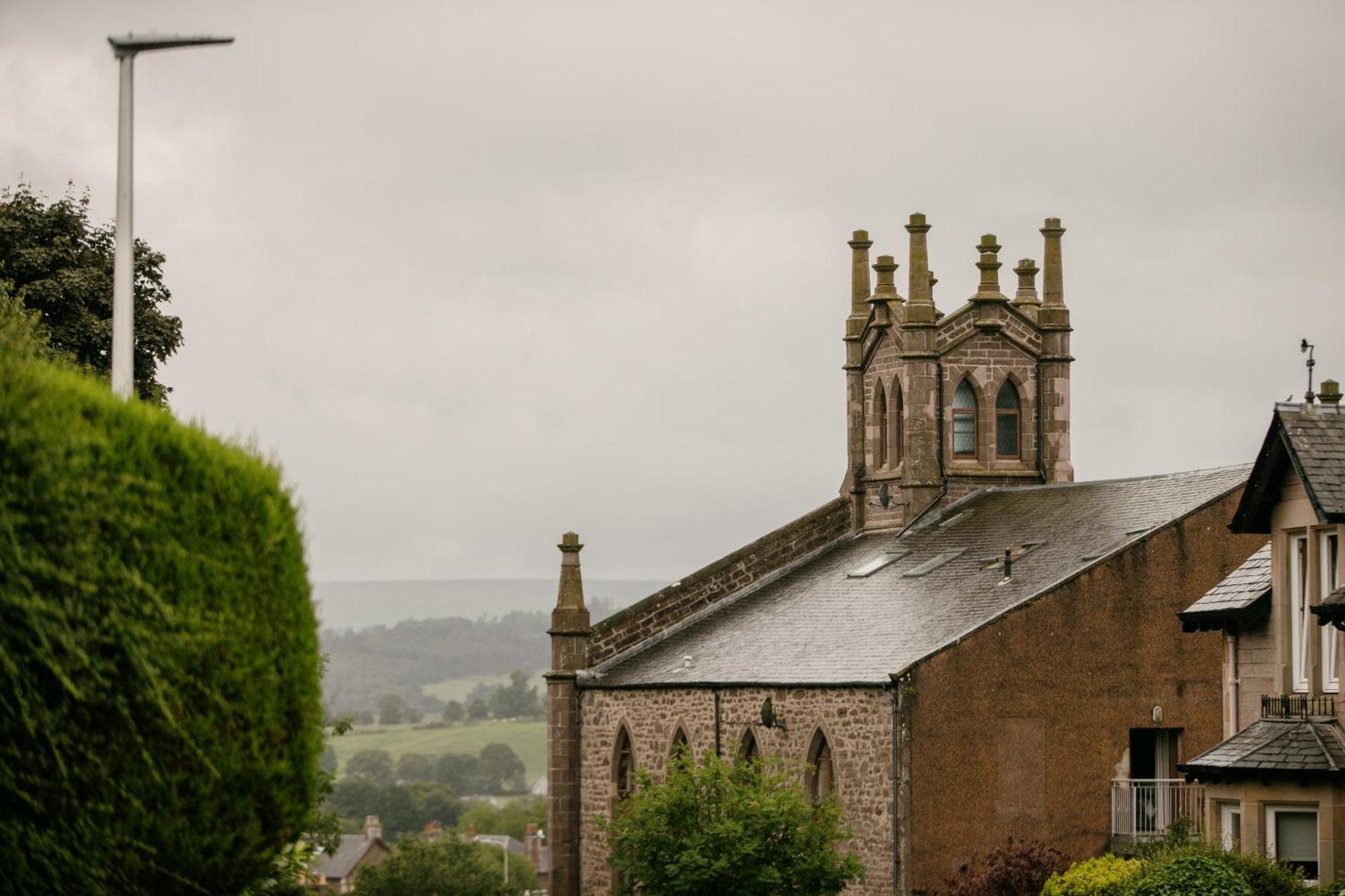 The Church Tower Crieff Exteriör bild